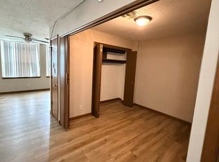 230 W 3rd St, Davenport, IA 52801