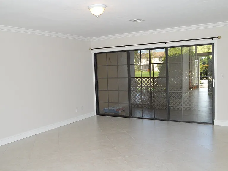 26560 Southern Pines Dr #J103 — Photo 2