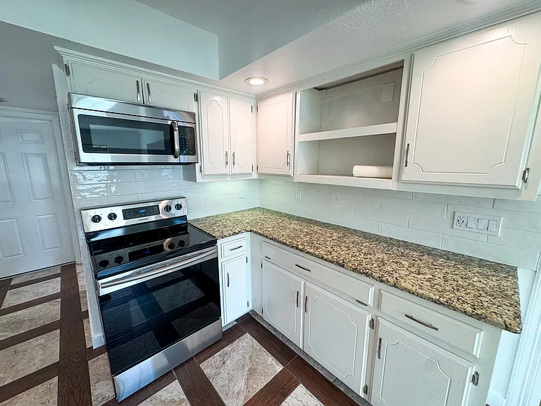 1301 S Gemini Rd — Photo 16