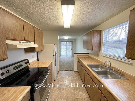 4th image of 8289 Big Springs Ct
