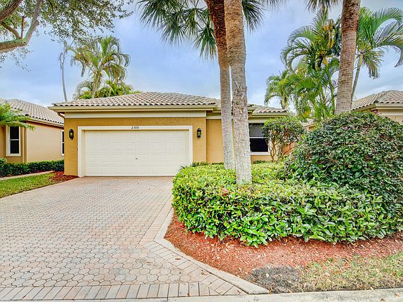 Home For Sale In Broken Sound Country Club