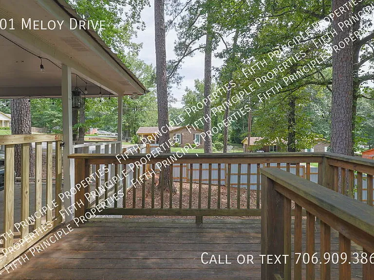 101 Meloy Dr — Photo 2