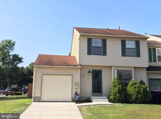 37 Blue Jay Dr, Clementon, NJ 08021