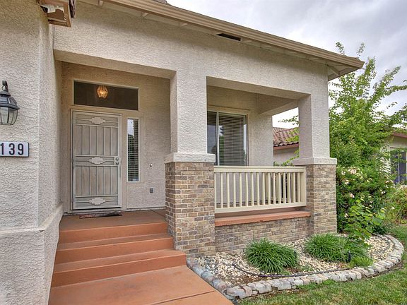 3rd image of 8139 Kingsbridge Dr