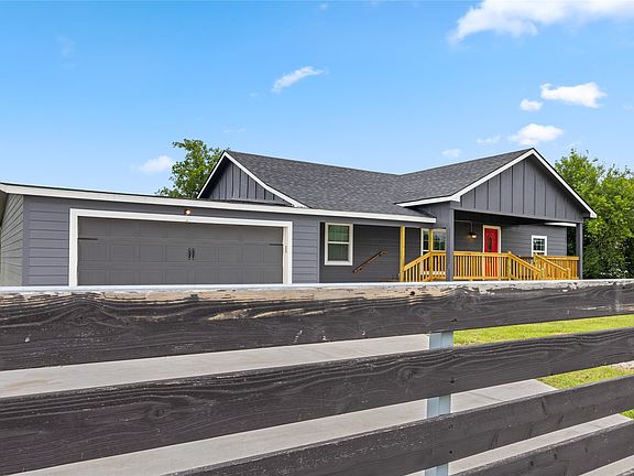 3rd image of 1411 Fair Haven Cir