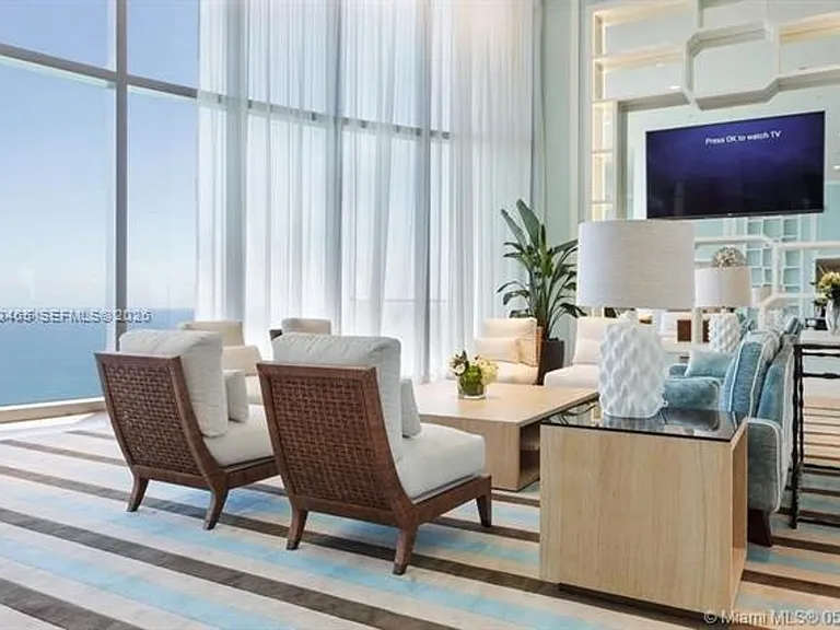 15701 Collins Ave #1403 — Photo 7