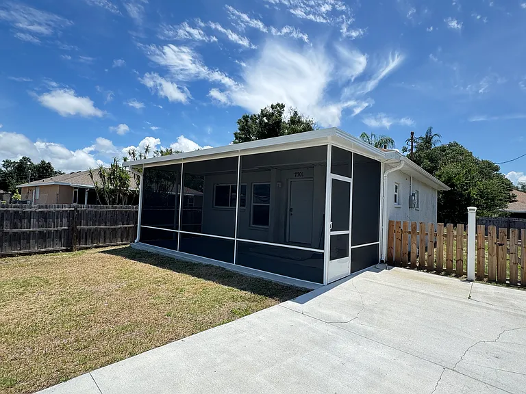 7701 Nixon Ave — Photo 14
