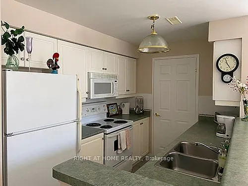 447 Mariners Way — Photo 8