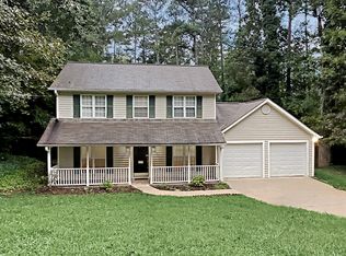 219 Magnolia Springs Dr, Canton, GA 30115