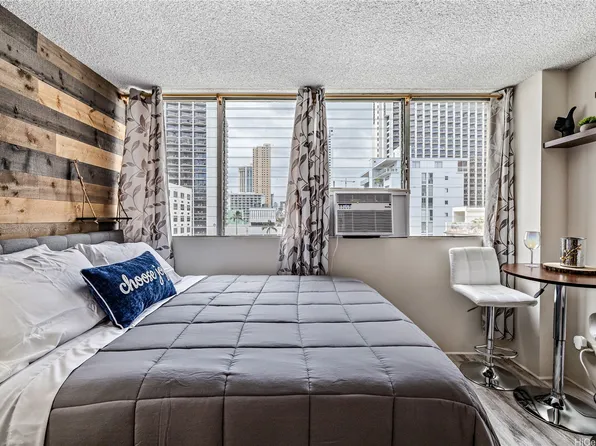 2572 Lemon Rd APT 802, Honolulu, HI 96815