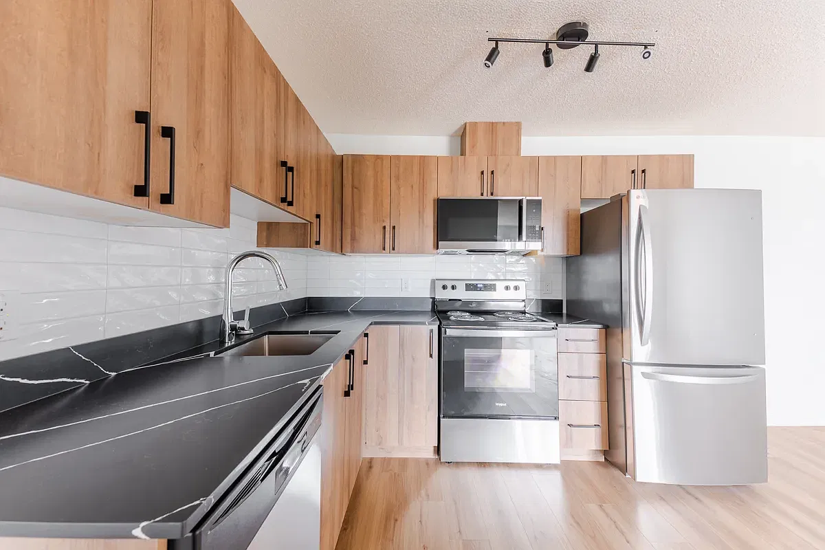 Amberwynd Apartments — Photo 3