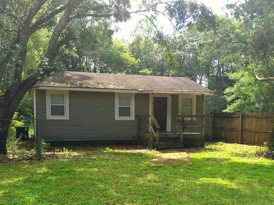 1st image of 23 Lake Ave