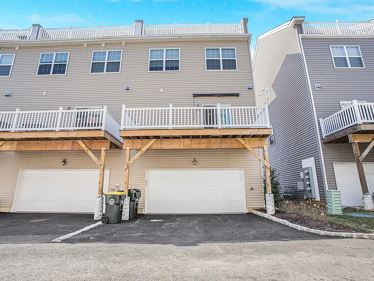 103 Waterside Mews — Photo 20