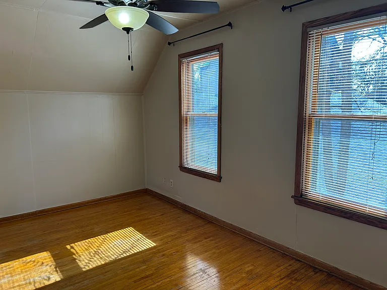 1129 Jessie St #2 — Photo 6