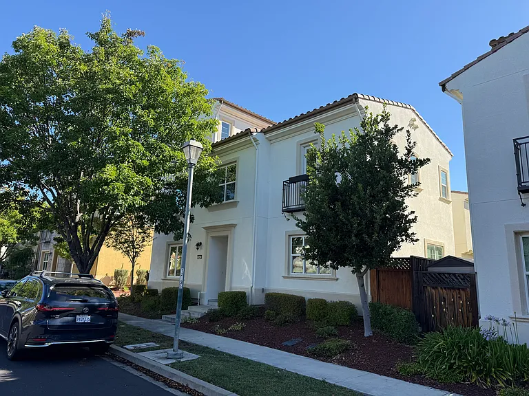 3542 Cinnamon Ridge Rd — Photo 2