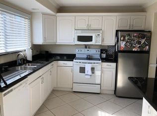 6309 Newtown Cir APT B2, Tampa, FL 33615
