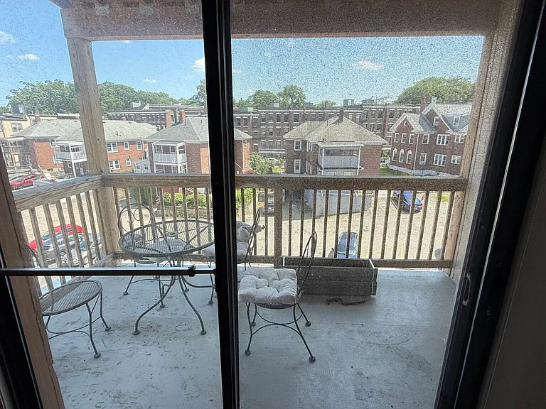 1734 Commonwealth Ave #7 — Photo 15