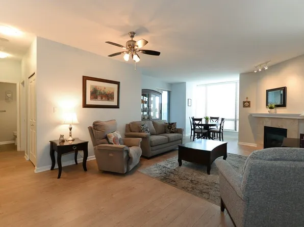 1551 Foster St #307, White Rock, BC V4B 5M1