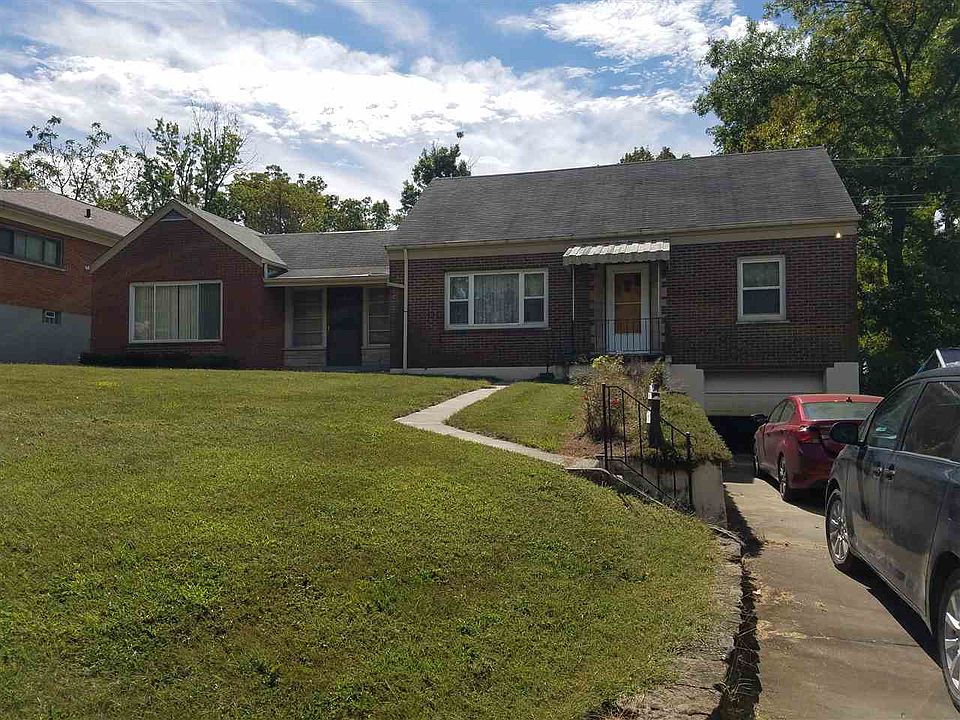1st image of 725 Forest Ln