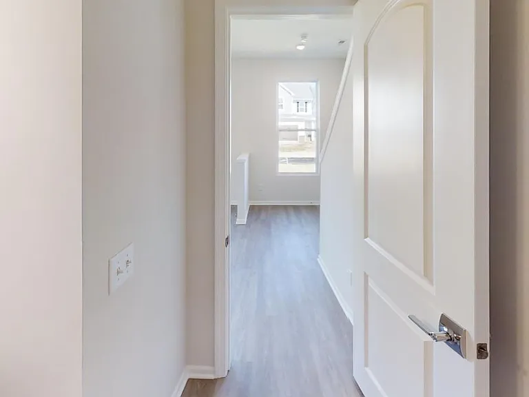 2201 Mill Ln — Photo 17
