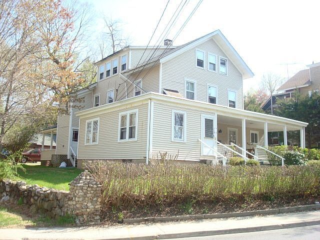 1st image of 26 Oak St