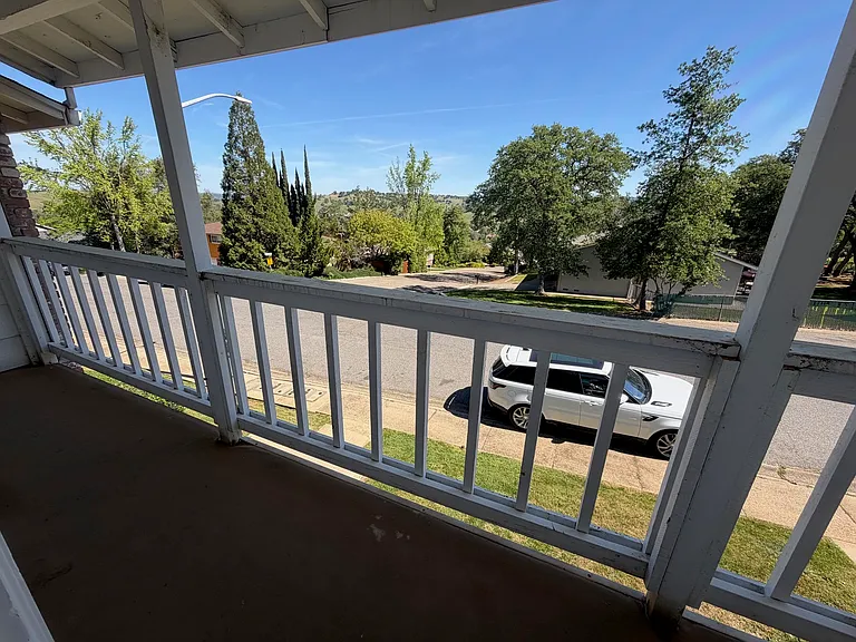 149 Patricia Ln — Photo 19