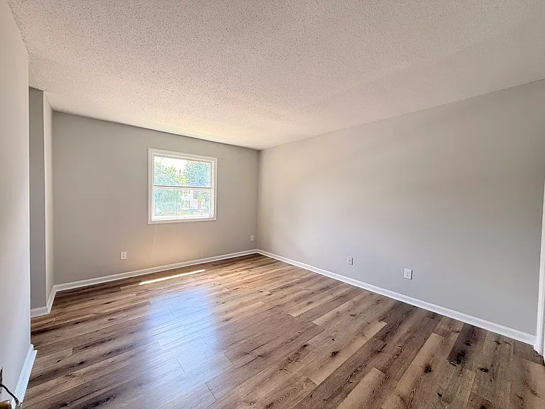 7940 Shady Oak Trl #222 — Photo 6
