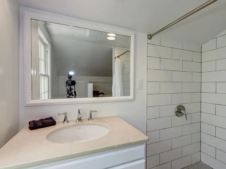 1415 Girard St NE — Photo 16