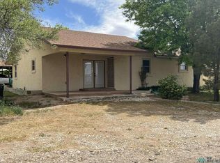 2013 Curry Rd, Carlsbad, NM 88220