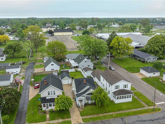 4th image of 621 Campbell Rd