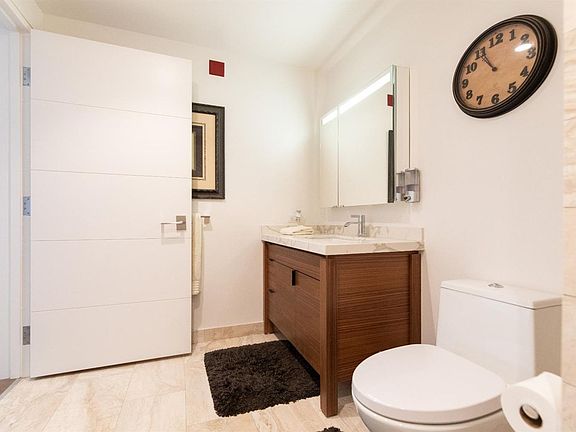 5th image of 500 J St #1402