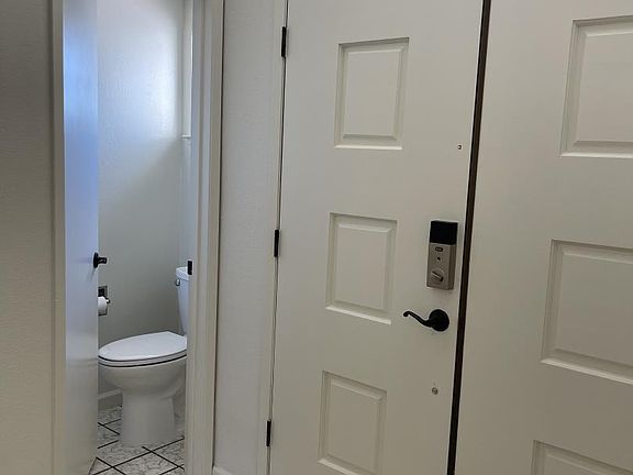 2nd image of 5204 Meridian Ave