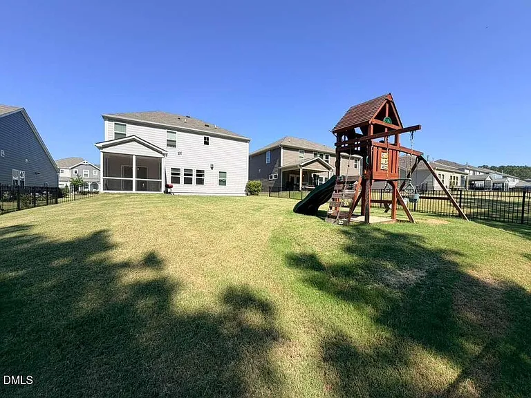 2525 Elm Grant Dr — Photo 37