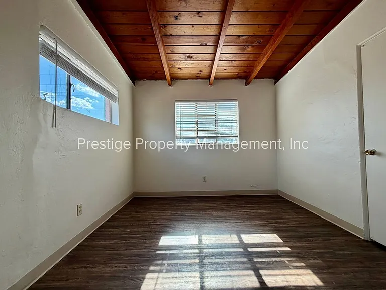 2834 N Richey Blvd — Photo 22