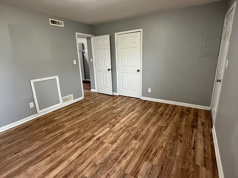 810 Pond St #810 — Photo 6