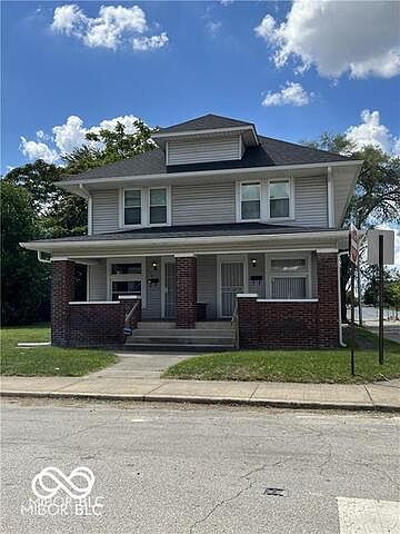 1st image of 272 Parkview Ave