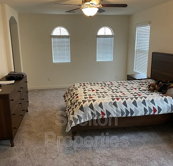 1723 N 208th Ave — Photo 9
