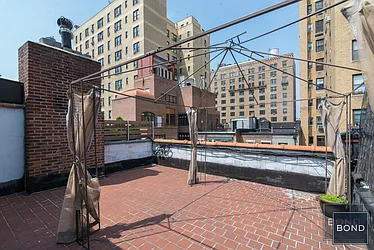 Rented by Bond New York