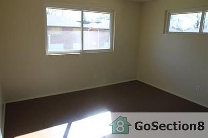 3rd image of 2157 W Mound St APT A