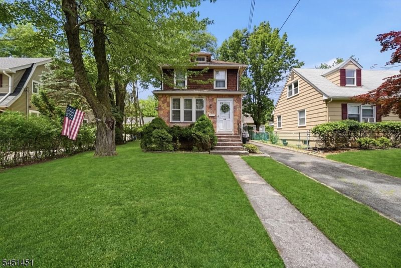 1st image of 112 Grove Ave
