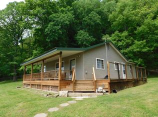 6614 W Branaham Rd, Campbellsburg, IN 47108