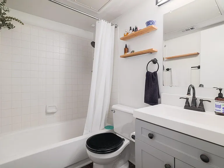 1840 Burton Dr #223 — Photo 14