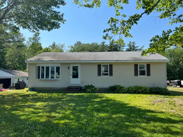 28 Page Avenue, Wiscasset, ME 04578