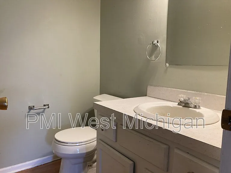 214 Grand Manor Dr — Photo 8