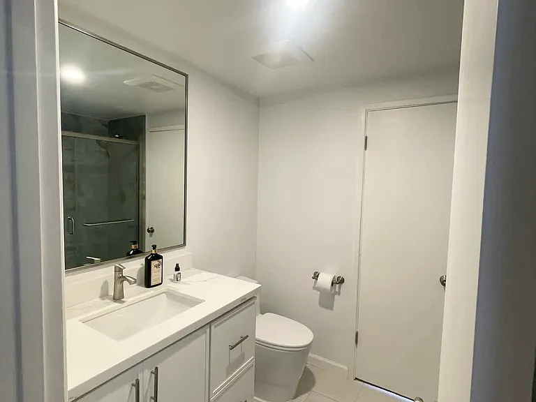 Lee Dr — Photo 7