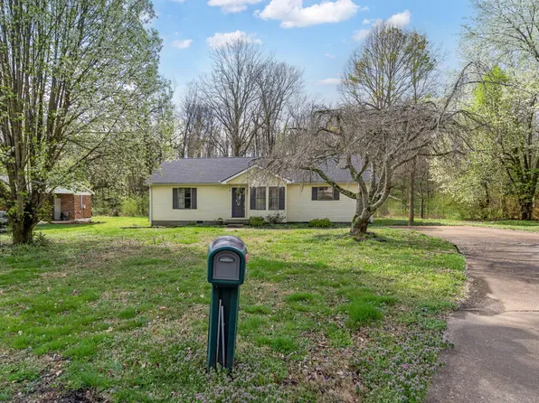 2041 Phillips St, Lewisburg, TN 37091