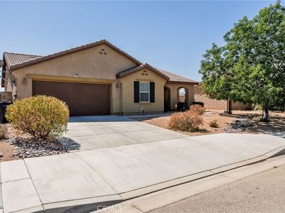 3360 James Ct, Lancaster, CA, 93535