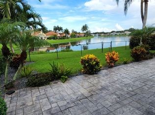 2843 Lake Park Cir E, Fort Lauderdale, FL 33328