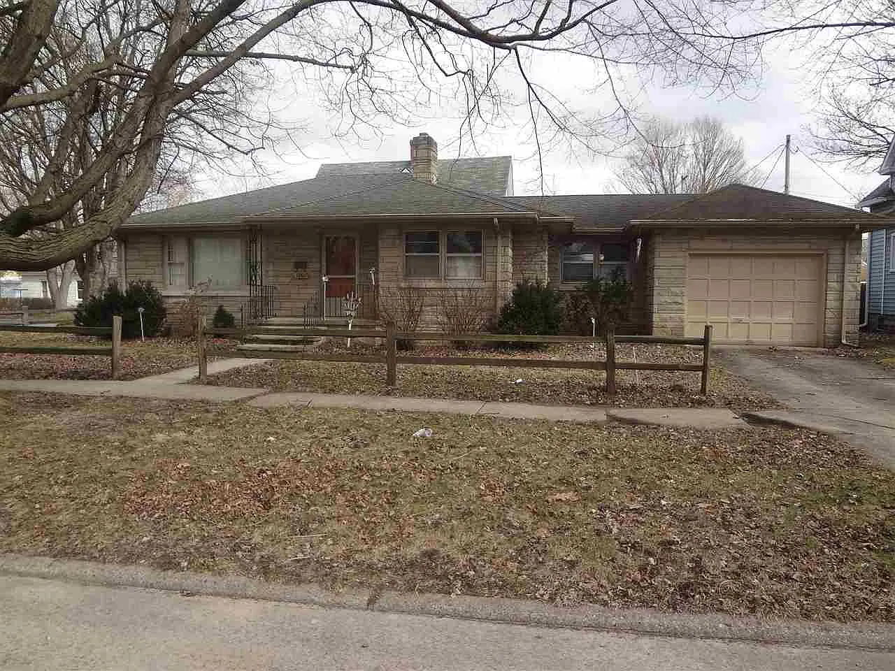 1201 Jefferson St photo 1