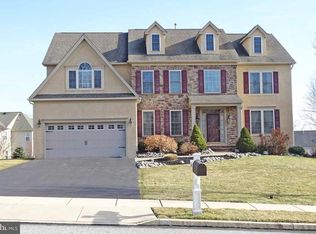 2013 Ballantine Ln, Warrington, PA 18976